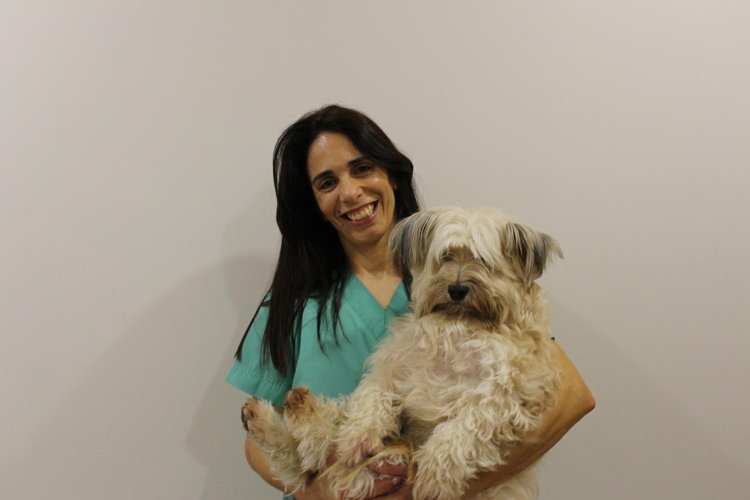 Sofia Almeida - Médica Veterinária